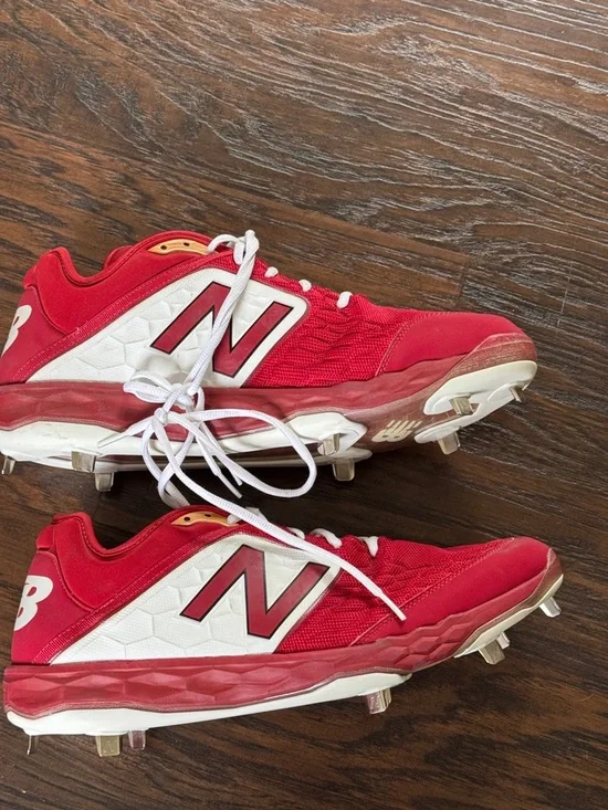 New Balance Red and White  Baseball ⚾️ Athletic Cleats Shoes - Picture 7 of 10